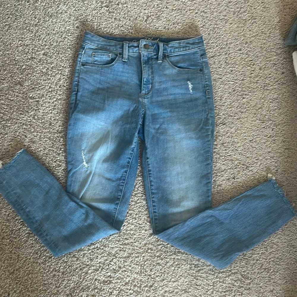 NWOT Universal Thread High Rise Skinny jeans
